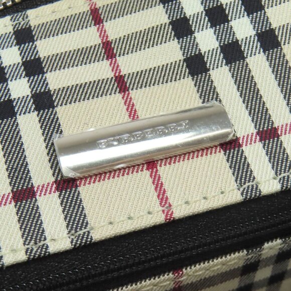 BURBERRY Leather Handbag Black Gold-tone Zipper Shoulder Bag - Picture 6 of 11